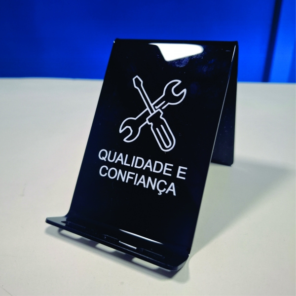 SUPORTE DE CELULAR EM ACRÍLICO PERSONALIZADO 500 UNIDADES